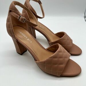 Steve Madden Ladies Size 9.5 Block Heel Sandal